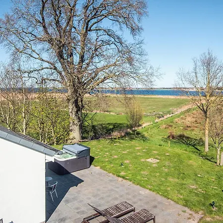 Retreat With Outdoor Whirlpool