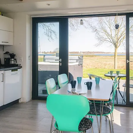 Retreat With Outdoor Whirlpool Holiday home Arosund